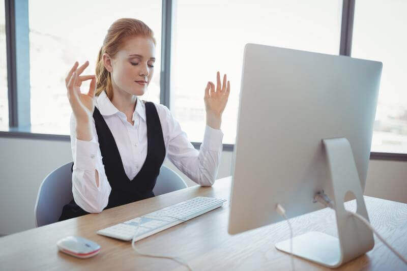 How to Maintain Your Health When You Have a Desk Job