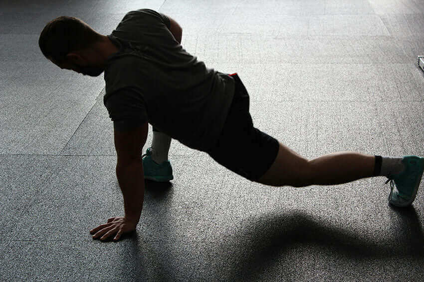 Amino Acids for Muscle Recovery: UK Evidence Guide